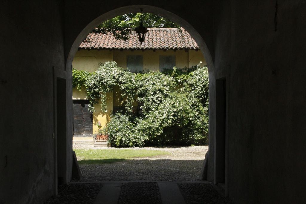 Апартаменты Borgo Archinto Robecco sul Naviglio Экстерьер фото
