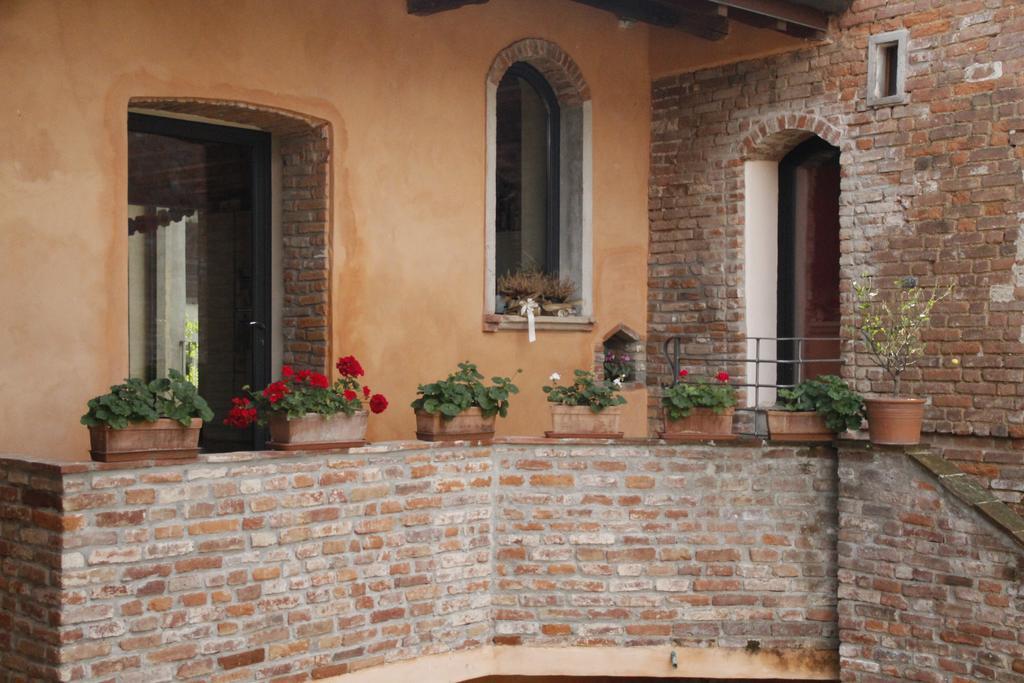 Апартаменты Borgo Archinto Robecco sul Naviglio Экстерьер фото